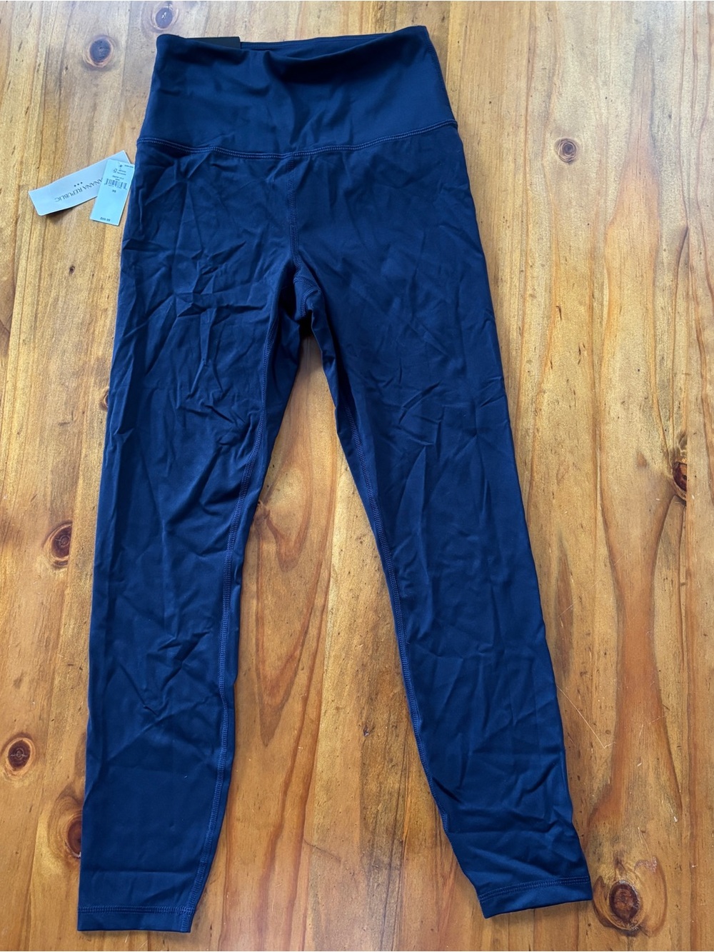 Banana Republic NWT High Rise Legging 7/8 length in navy blue XS